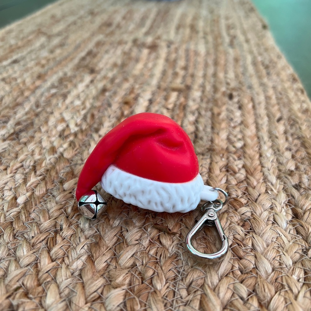 Bath and Bodywork’s Santa Hat pocketbac holder